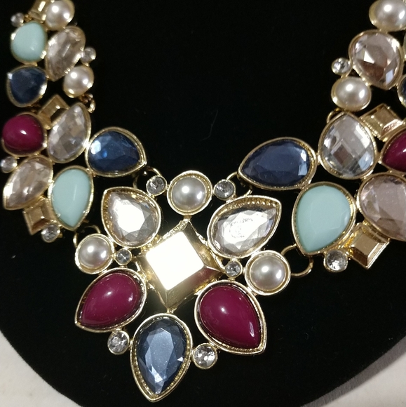 🌈Vintage Statement Necklace Multi Stones Plus Pearls & Rhinestones 24" - Picture 2 of 13